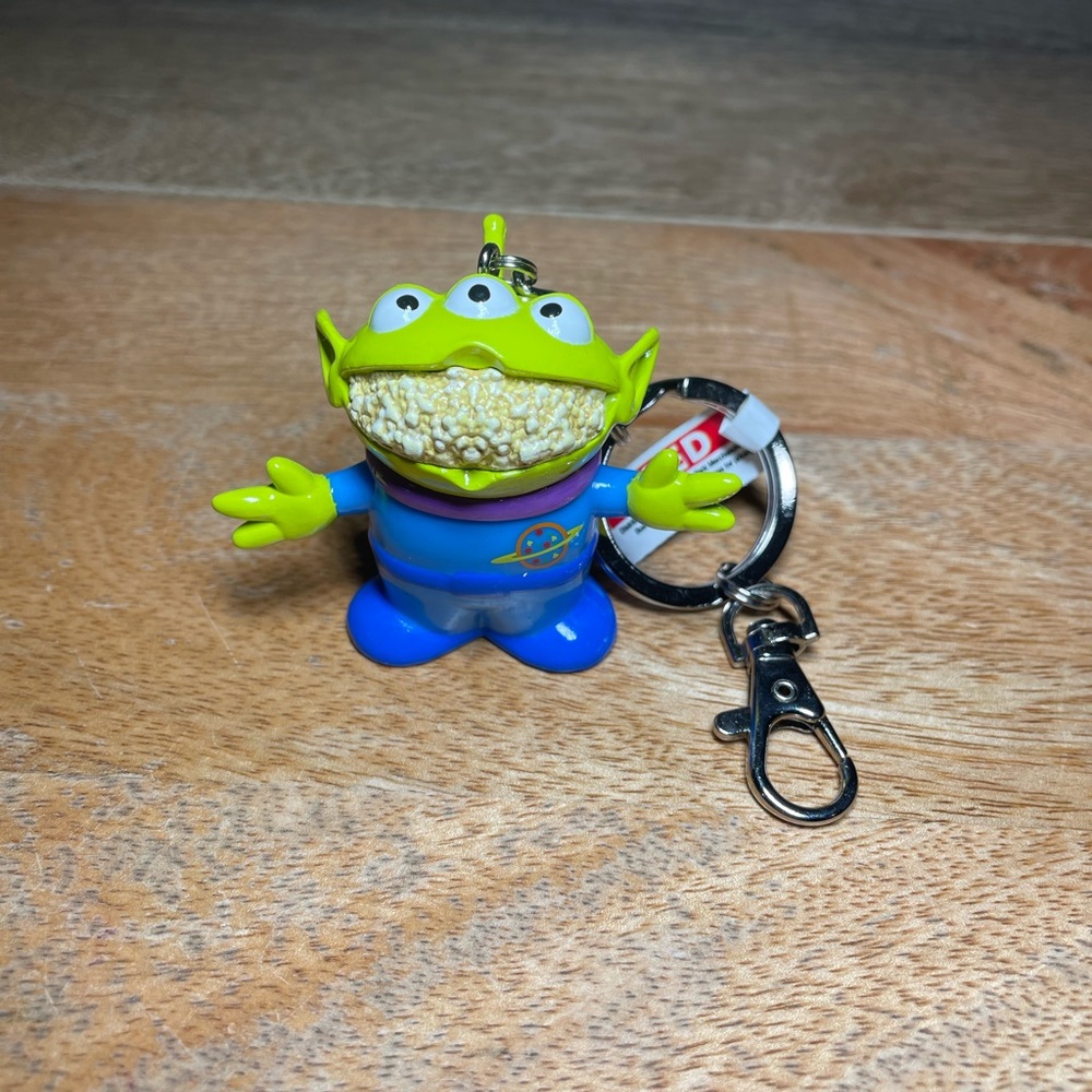 Disney Parks Alien Popcorn Bucket Keychain
